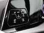 Volkswagen Golf 1.0 eTSI 110pk DSG Life · Camera · Dodehoeksensor · Adaptive Cruise Control · Apple/Android Car Play · Sfeerverlichting · Navigatie · Elek. Inklapbare Spiegels ·