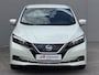 Nissan Leaf Acenta 40 kWh / Dealer Onderhouden / Navigatie via Apple Carplay & Android Auto / Camera / Adaptieve Cruise / Stoelverwarming / Dodehoek Detectie /