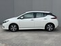 Nissan Leaf Acenta 40 kWh / Dealer Onderhouden / Navigatie via Apple Carplay & Android Auto / Camera / Adaptieve Cruise / Stoelverwarming / Dodehoek Detectie /