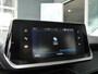 Peugeot 2008 1.2 PureTech Active | Lage km.stand | Navigatiesysteem | Android auto/Apple carplay | Airco | Trekhaak | Parkeersensoren achter