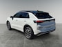 Volkswagen T-Roc 1.5 eTSI 115pk DSG Life First Edition | Dodehoeksensoren | Adaptive Cruise Control | Stoel- en stuurverwarming