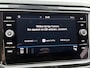 Volkswagen T-Roc 1.5 TSI Sport | Trekhaak | Camera | CarPlay | Stoelverwarming | Navigatie |