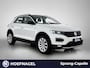 Volkswagen T-Roc 1.5 TSI Sport | Trekhaak | Camera | CarPlay | Stoelverwarming | Navigatie |