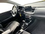 Kia Stonic 1.0 T-GDI MHEV DynamicLine Automaat | Clima | Camera | Cruise Control | Stoel-/Stuurverwarming | Parkeersensoren | Apple Carplay & Android Auto