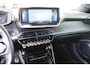 Peugeot e-2008 EV GT 50 kWh Automaat Airco Navi Camera Carplay Zeer mooi