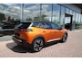Peugeot e-2008 EV GT 50 kWh Automaat Airco Navi Camera Carplay Zeer mooi