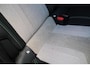 Peugeot e-2008 EV GT 50 kWh Automaat Airco Navi Camera Carplay Zeer mooi