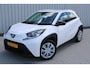 Toyota Aygo X 1.0 VVT-i MT Play | Incl. 12 maanden garantie | Adaptieve cruise control | Apple carplay/Android auto | DAB radio | Airco | Groot scherm | Parkeercamera |