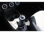 Toyota Aygo X 1.0 VVT-i MT Play | Incl. 12 maanden garantie | Adaptieve cruise control | Apple carplay/Android auto | DAB radio | Airco | Groot scherm | Parkeercamera |