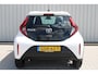 Toyota Aygo X 1.0 VVT-i MT Play | Incl. 12 maanden garantie | Adaptieve cruise control | Apple carplay/Android auto | DAB radio | Airco | Groot scherm | Parkeercamera |