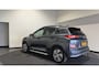 Hyundai Kona Electric EV Premium 64 kWh | Voorstoelen verwarmd & gekoeld | Trekhaak | Warmtepomp | Soh (batterijcheck) Waarde 90,4 %