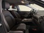 Hyundai Kona Electric EV Premium 64 kWh | Voorstoelen verwarmd & gekoeld | Trekhaak | Warmtepomp | Soh (batterijcheck) Waarde 90,4 %