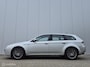Alfa Romeo 159 Sportwagon 1.7 T DISTINCTIVE/CLIMATE/TREKHAAK/17''LMV/NAVI/BLUETOOTH