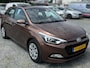 Hyundai i20 BWJ 2017 | 1.0 T-GDI 100PK Comfort | TREKHAAK | CLIMA | CAMERA | CRUISE | NAVI | PDC |