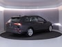 Volkswagen Golf Variant 1.5 eTSI Life 150 pk Automaat (DSG) | Navigatie | Trekhaak (wegklapbaar) | Parkeersensoren | Adaptieve cruise control | LED koplampen | Stoel/stuur verwarming |