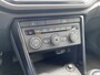 Volkswagen T-Roc 1.0 TSI Style 116 pk | adaptieve cruise control | navigatie | parkeersensoren | all season banden | climate control