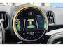 MINI Countryman 1.5 Cooper S E ALL4 Chili 220pk | Adaptieve cruise control | 19'' | Stoelverwarming | Keyless | Elektrisch bedienbare achterklep |  Adaptieve cruise control  | Airco (automatisch) | Elektrisch bedienbare achterklep