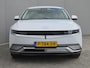 Hyundai Ioniq 5 Lounge 73kWh / SOH 98,80% / Fabrieksgarantie tot 02-2027 / Trekgewicht 1600 kg / CCS snelladen / Warmtepomp / Head Up Display  / Stuur- Stoel & Achterbank verwarming / Elektrische achterklep / Adaptief cruise control / Rondomzicht camera /