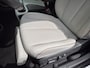 Hyundai Ioniq 5 Lounge 73kWh / SOH 98,80% / Fabrieksgarantie tot 02-2027 / Trekgewicht 1600 kg / CCS snelladen / Warmtepomp / Head Up Display  / Stuur- Stoel & Achterbank verwarming / Elektrische achterklep / Adaptief cruise control / Rondomzicht camera /