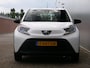 Toyota Aygo X 1.0 VVT-i S-CVT Play 73 Pk Automaat Camera / Apple Carplay / Automaat