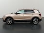Volkswagen T-Cross 1.0 TSI Style | Trekhaak | Navigatie | Dodehoekdetectie | Parkeercamera