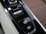 Volvo XC60 2.0 T8 Twin Engine AWD Inscription | Panoramadak | Luchtvering | Cruise Control Adaptief | Elekt Wegklapbare Trekhaak |
