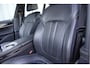 BMW 7-Serie 730d Automaat! M-Sport BJ2018 Lmv 20" | Led V+A | Pdc | Adaptieve Luchtvering | Harman/Kardon | Keyless entry | Elek. achterklep | 360° Camera | Navi | Virtual cockpit | Head-up display | Elek. voorstoelen+Mem/Verwarmd | Lederen bekleding | Zwarte hemel
