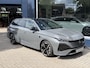 Peugeot 308 SW 1.2 Hybrid 145 PK GT Automaat | Nieuwe Auto | Tot 8 jaar Garantie | Facelift model | Meest Complete Uitvoering | Schuif-Kantel Panoramadak | FOCAL Audio | Alcantara / Leder Massage Stoelen | Stoel- & Stuurverwarming | Navigatie | 18" Lichtmetalen Velgen | Climate Control | 360 Camera | Dode Hoek Detectie |