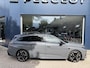 Peugeot 308 SW 1.2 Hybrid 145 PK GT Automaat | Nieuwe Auto | Tot 8 jaar Garantie | Facelift model | Meest Complete Uitvoering | Schuif-Kantel Panoramadak | FOCAL Audio | Alcantara / Leder Massage Stoelen | Stoel- & Stuurverwarming | Navigatie | 18" Lichtmetalen Velgen | Climate Control | 360 Camera | Dode Hoek Detectie |