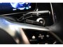 Mercedes-Benz EQE 300 Business edition [ Panoramadak Navi Trekhaak leder Stoelverwarming Apple / Android ]