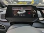 Volkswagen ID.3 Pro S 77 kWh Long Range 204PK | Navigatie | Stoelverwarming | 19" LM velgen |