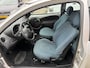 Ford Ka 1.3 Futura Inruilauto’s tegen vaste prijzen. Voor meer info: 0638140850 Bij de verkoop van gebruikte voertuigen door CD-Cars wordt geen standaard garantie verstrekt. De koper aanvaardt het voertuig in de staat waarin het zich bevindt op het moment van aankoop