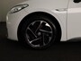 Volkswagen ID.3 First 58 kWh 204 pk | SOH 91,72% | Navigatie | Parkeersensoren | Apple Carplay/Android Auto | Stoel/stuur verwarming | Adaptieve cruise control |