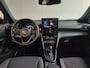 Toyota Yaris Cross 1.5 Hybrid 115 First Edition Rijklaar + Fabrieksgarantie Henk Jongen Auto's in Helmond,  al 50 jaar service zoals 't hoort!