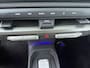Kia EV3 GT-Line Business Edition 81.4 kWh - Sfeerverlichting - Adaptieve cruise control - Climate control - AppleCarplay - Android Auto Fabrieksgarantie tot 04-2033 of 150.000km