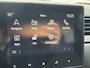 Renault Captur 1.0 TCe 100 Intens | Achteruitrijcamera | NAP | Navigatie | Trekhaak | Climate Control | LED | DAB | Lichtmetaal |