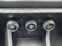 Renault Captur 1.0 TCe 100 Intens | Achteruitrijcamera | NAP | Navigatie | Trekhaak | Climate Control | LED | DAB | Lichtmetaal |