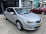 Opel Astra 1.6 Cosmo .clima .leer .cruise .lm