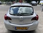 Opel Astra 1.6 Cosmo .clima .leer .cruise .lm