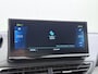 Peugeot 3008 1.6 HYbrid 225 GT ELEK. STOEL MET MASSAGE + MEM.| AUTOMAAT | SPORTSTOELEN | RIJKLAAR MET 12 MND BOVAG GARANTIE | VOORSTOELEN VERWARMD | CAMERA VOOR & ACHTER |