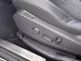 Peugeot 3008 1.6 HYbrid 225 GT ELEK. STOEL MET MASSAGE + MEM.| AUTOMAAT | SPORTSTOELEN | RIJKLAAR MET 12 MND BOVAG GARANTIE | VOORSTOELEN VERWARMD | CAMERA VOOR & ACHTER |