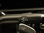Mercedes-Benz A-klasse 180 Business Solution AMG Night Upgrade - ORIGINEEL NEDERLANDSE AUTO - PANORAMADAK - AMG STYLING - AUTOMATISCHE AIRCO - ACHTERUITRIJCAMERA - KEYLESS START - PARKEERSENSOREN VOOR EN ACHTER - VOORSTOELEN VERWARMD - BLUETOOTH-TELEFOONVOORBERIEDI