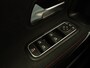Mercedes-Benz A-klasse 180 Business Solution AMG Night Upgrade - ORIGINEEL NEDERLANDSE AUTO - PANORAMADAK - AMG STYLING - AUTOMATISCHE AIRCO - ACHTERUITRIJCAMERA - KEYLESS START - PARKEERSENSOREN VOOR EN ACHTER - VOORSTOELEN VERWARMD - BLUETOOTH-TELEFOONVOORBERIEDI