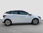 Hyundai i20 1.0 T-GDI 100pk Comfort | Airco | Camera | Carplay | Cruise control | Dodehoek detectie | Navigatie | Parkeersensoren | Digitaal cockpit | Lichtmetalen velgen