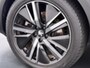 Peugeot 3008 1.6 HYbrid 225 GT BOMVOL! | ELEK. STOEL MET Massage & GEHEUGEN | VOORSTOELEN VERWARMD | ADAP. CRUISE | RIJKLAAR + 12 MND BOVAG GARANTIE | CAMERA VOOR & ACHTER | FOCAL AUDIO |