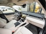 Jaguar F-Pace P400e 404pk AWD S | Adaptive Cruise | Licht interieur | Stoelverwarming |