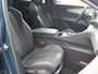 Peugeot 3008 1.2 PureTech GT 1ste eigenaar | Panorama | FOCAL HI-FI | Black Pack | Navigatie | All-season | trekhaak | 19" LMV
