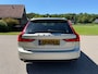 Volvo V90 2.0 T4 Momentum / Automaat / Goed onderhouden / Stoelverwarming / Navigatie / Elektrische achterklep