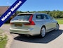 Volvo V90 2.0 T4 Momentum / Automaat / Goed onderhouden / Stoelverwarming / Navigatie / Elektrische achterklep