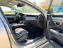 Volvo V90 2.0 T4 Momentum / Automaat / Goed onderhouden / Stoelverwarming / Navigatie / Elektrische achterklep